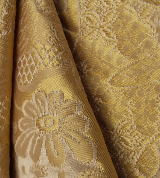 Tassinari & Chatel Trianon Or Fabric Sample H016640005