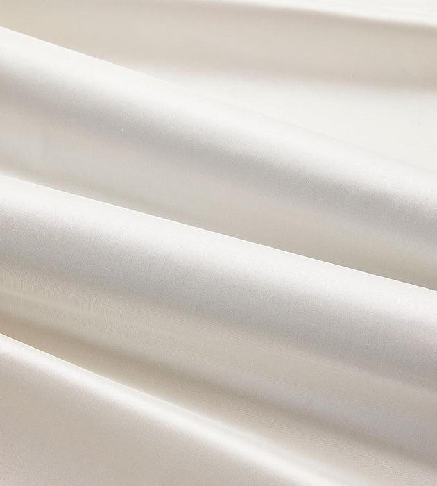Scalamandre Olympia Silk Taffeta Ice Cap Fabric Sample SC272500001