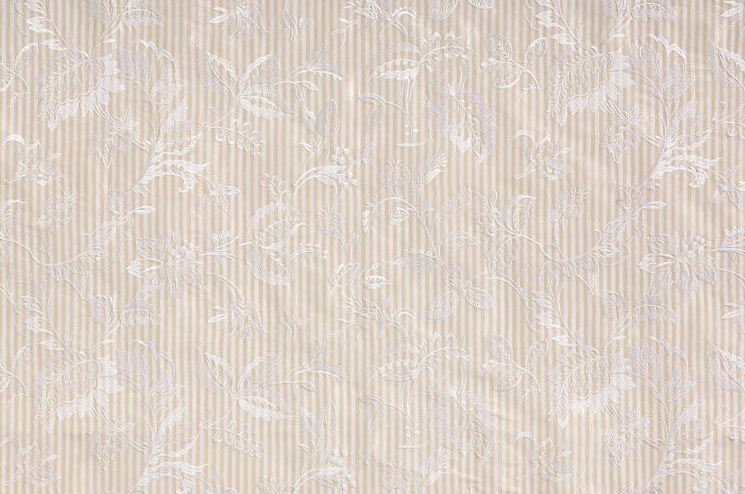 Braquenie Mademoiselle Celestine Poudre Fabric Sample B7590001