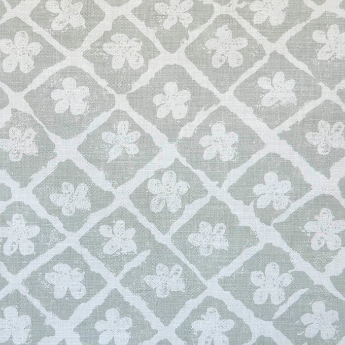 Lee Jofa Pomeroy Grey/Oyster Fabric Sample BFC-3521.11.0