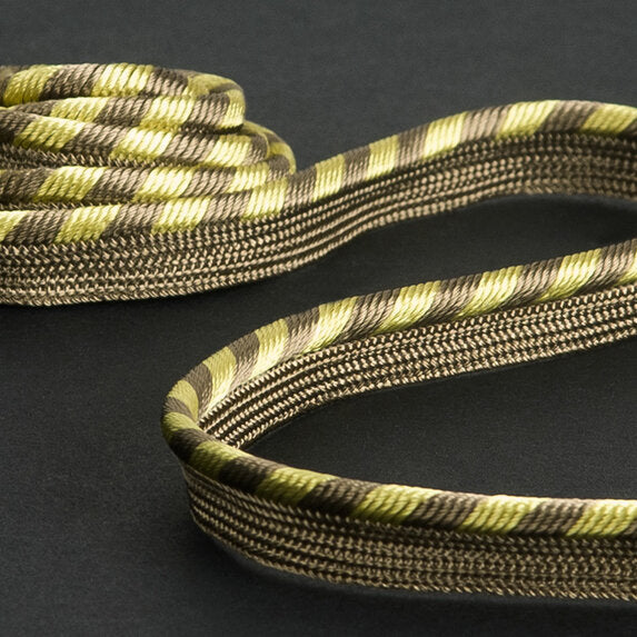 Travers String 785 Trim Sample 60023785