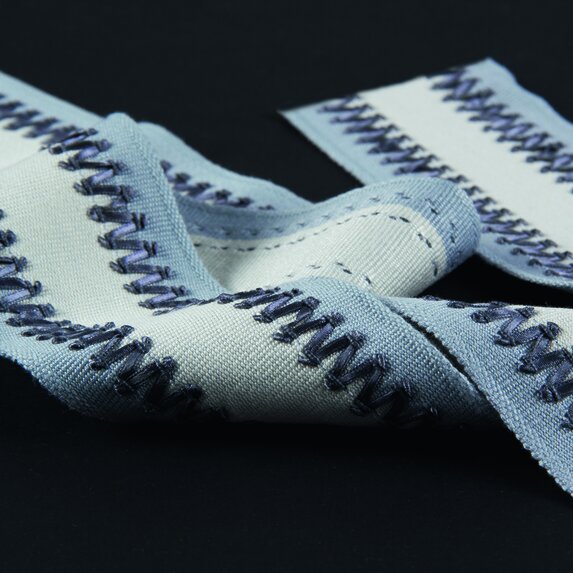 Travers Ribbon Tape 555 Trim 60035555