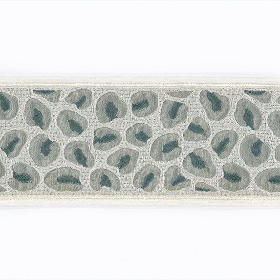 Travers Pardus Velvet 694 Trim Sample 60088694
