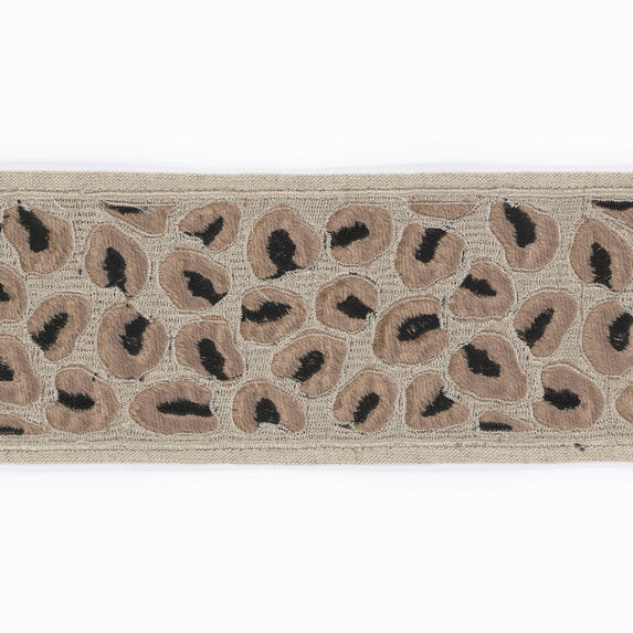 Travers Pardus Velvet 895 Trim Sample 60088895