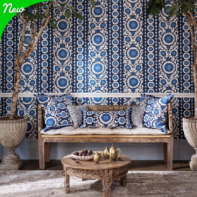 Stylish and abstract blue wallpaper in a vintage looking room