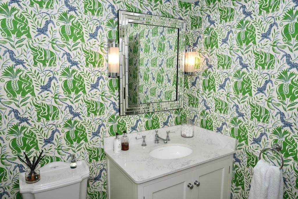 Christopher Farr La Jungle Standard Aruba Wallpaper Sample