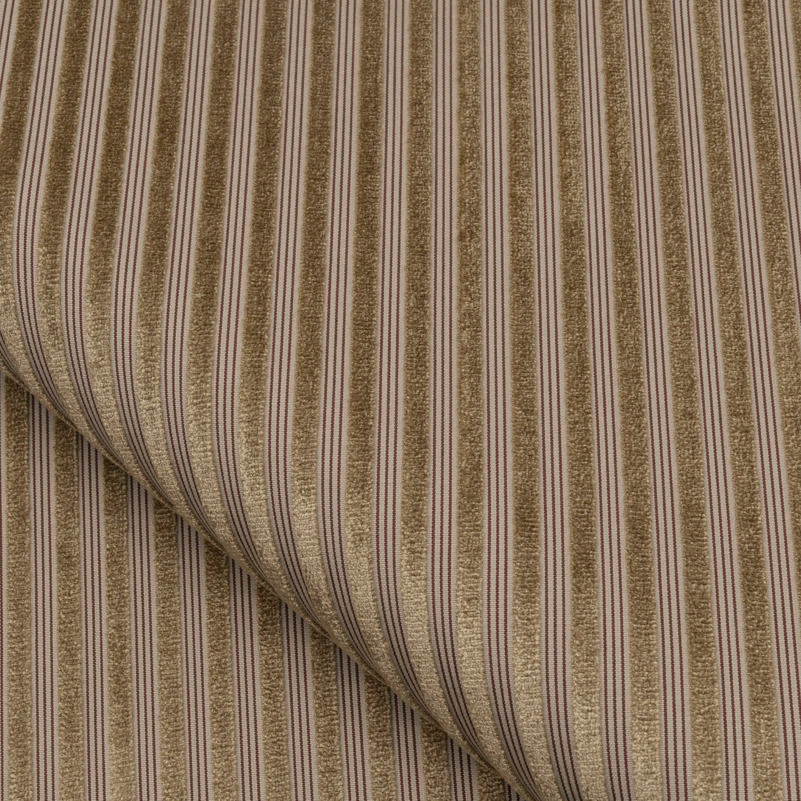 Nobilis Velours Manoir No 2 10 Fabric 11020.1
