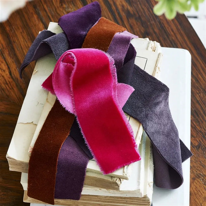 Designers Guild Velluto Stretto Blossom Fabric Sample FDG2704-17