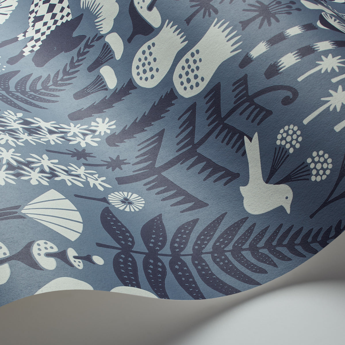 Schumacher Hoppmosse Blue Wallpaper Sample 1453
