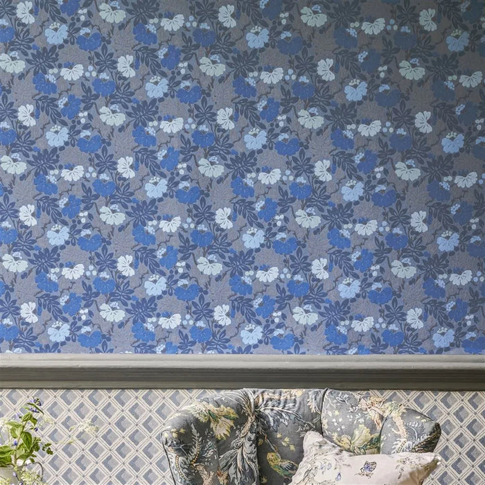 English Heritage Carlisle Fauna Woad Wallpaper Sample PEH0005-03