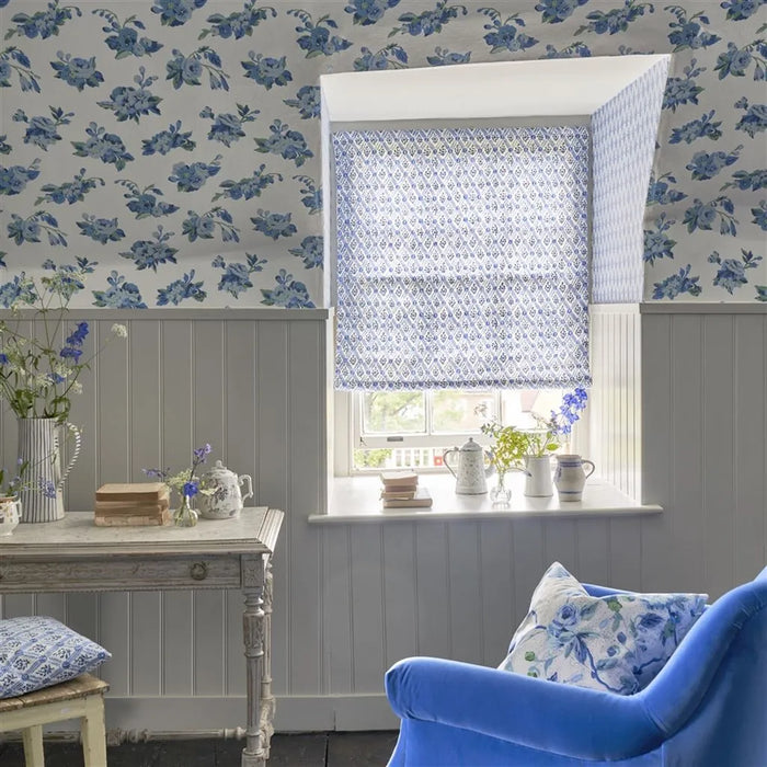 English Heritage Craven Street Flower Delft Wallpaper PEH0006-03