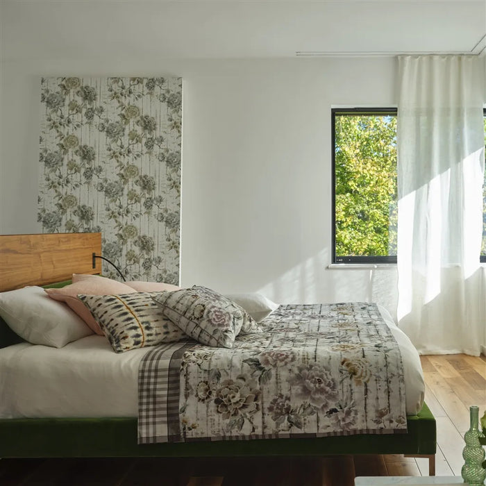 Designers Guild Kyoto Flower 4 Sample Sample FDG3081-04