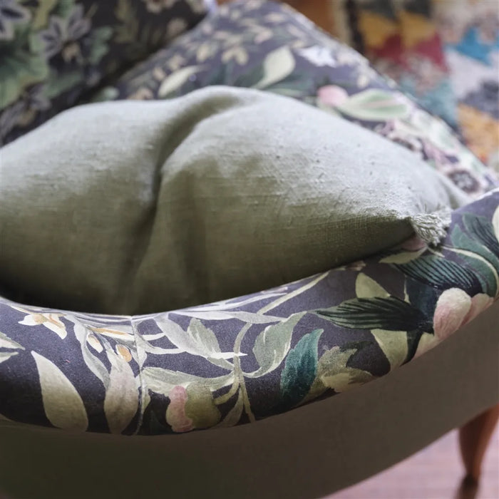 Designers Guild Ikebana Velvet 1 Sample Sample FDG3078-01