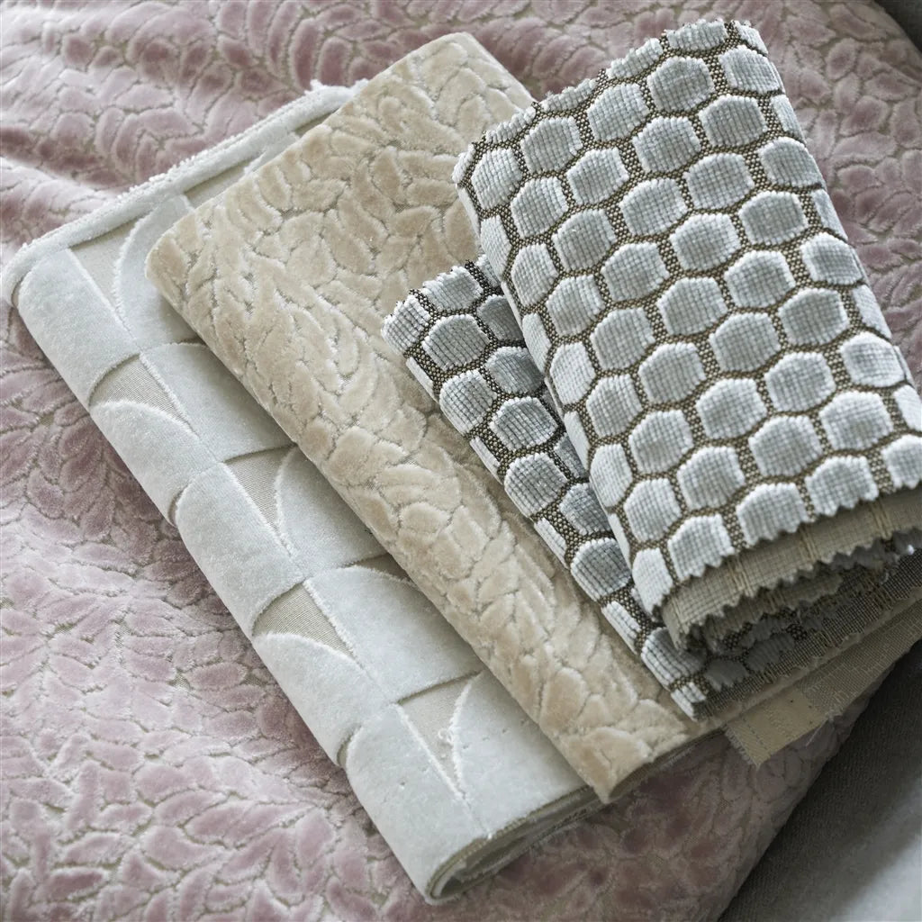 Designers Guild Cartouche 1 Fabric FDG3087-01