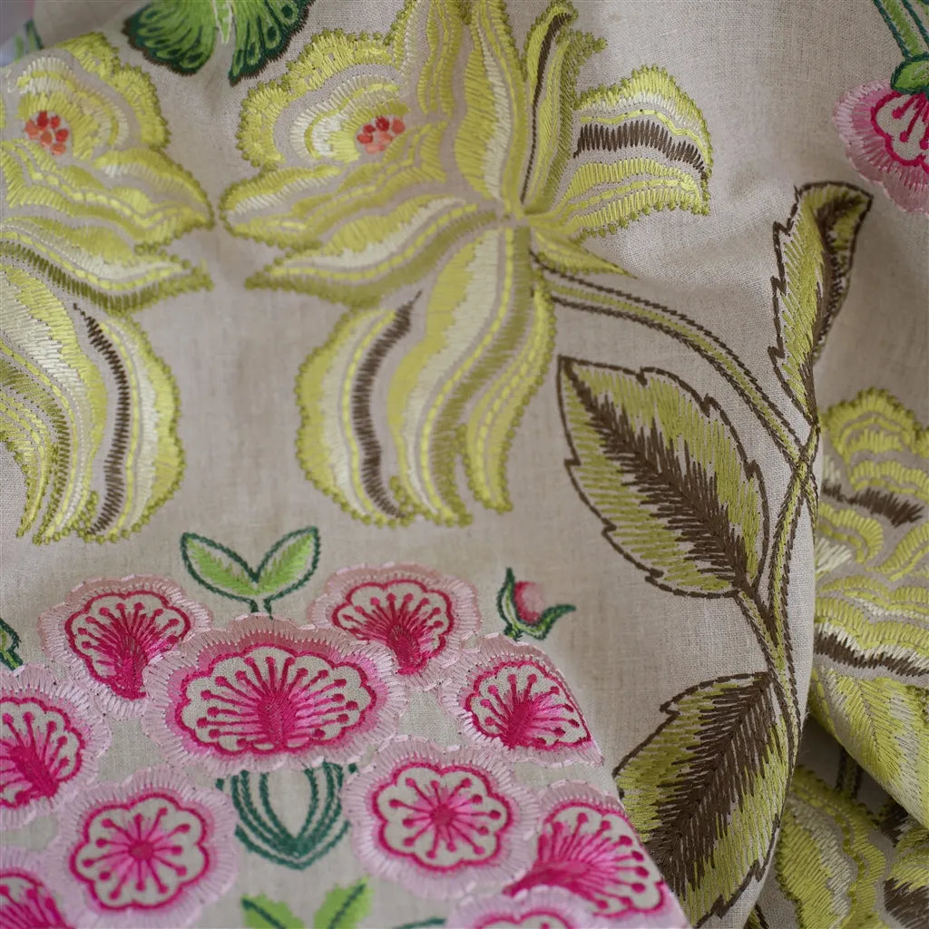 Designers Guild Isabella  1 Fabric FDG3135-01