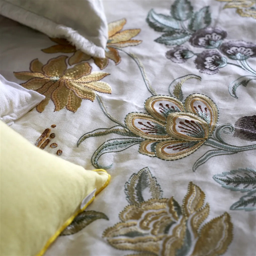 Designers Guild Isabella  2 Fabric FDG3135-02