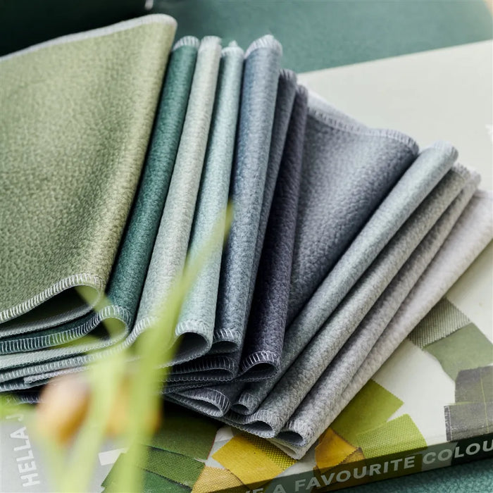 Designers Guild Mezzola Luxe 30 Sample Sample FDG3159-30