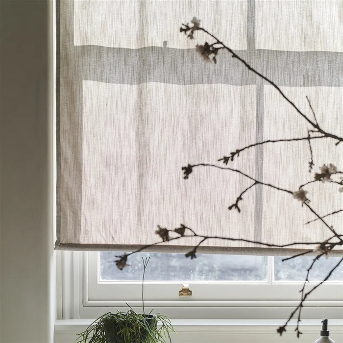Designers Guild Bellavista 36 Fabric FDG2749-36