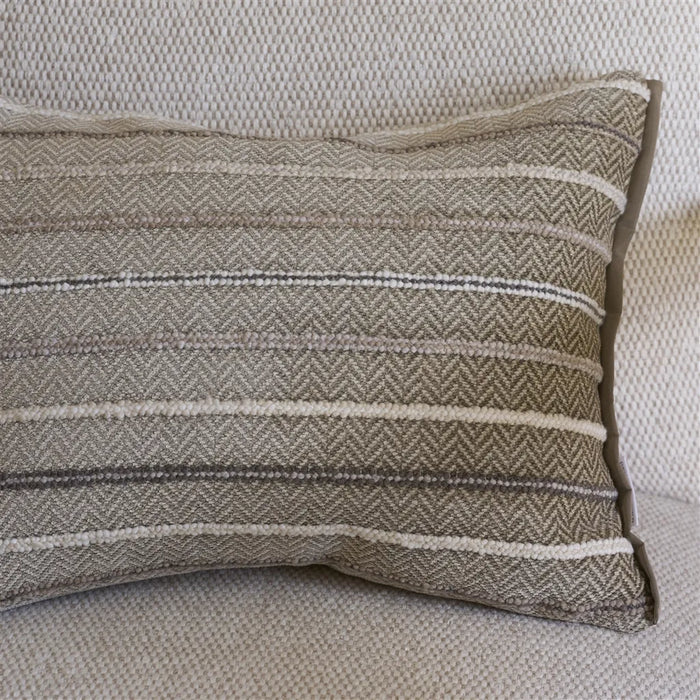 Designers Guild Porthminster Chalk Fabric FDG3235-01