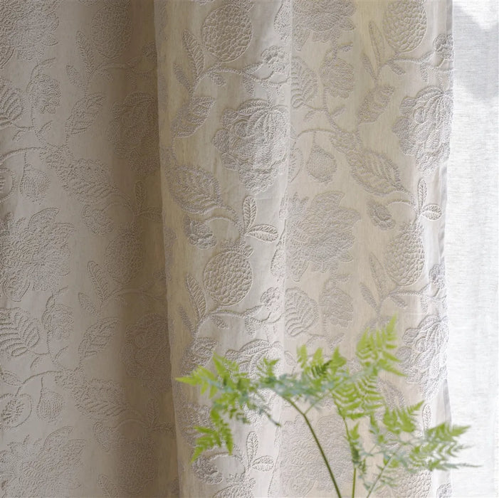 Designers Guild Daphne Chalk Fabric Sample FDG3242-01
