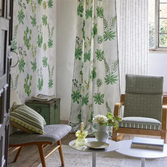 Designers Guild Coquelicot Delft Wallpaper PDG1210-01