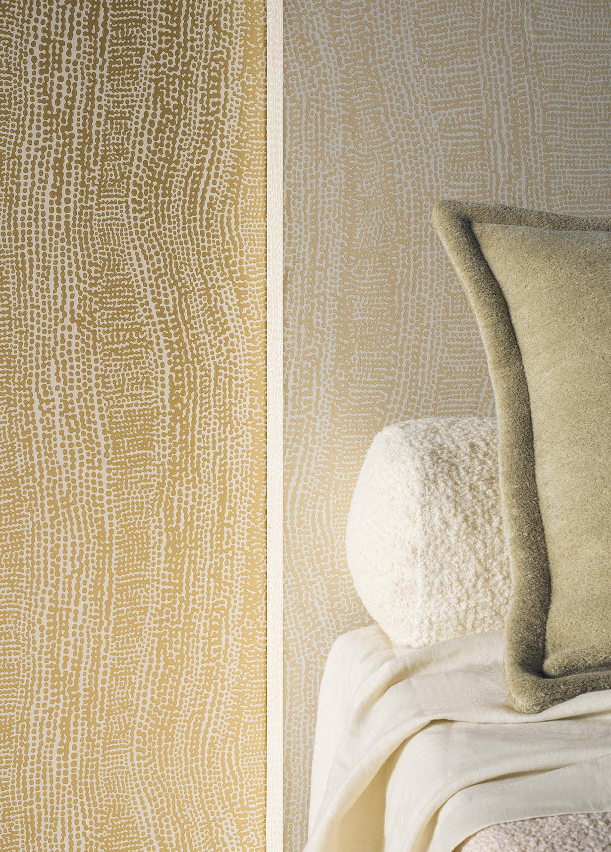 Pierre Frey Isak Sable Wallpaper Sample FP931002