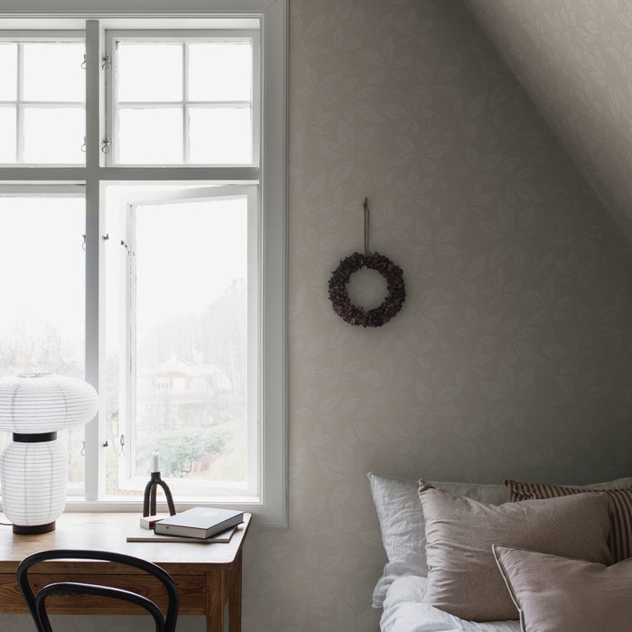 Schumacher Vildvin Bone Wallpaper Sample 2027