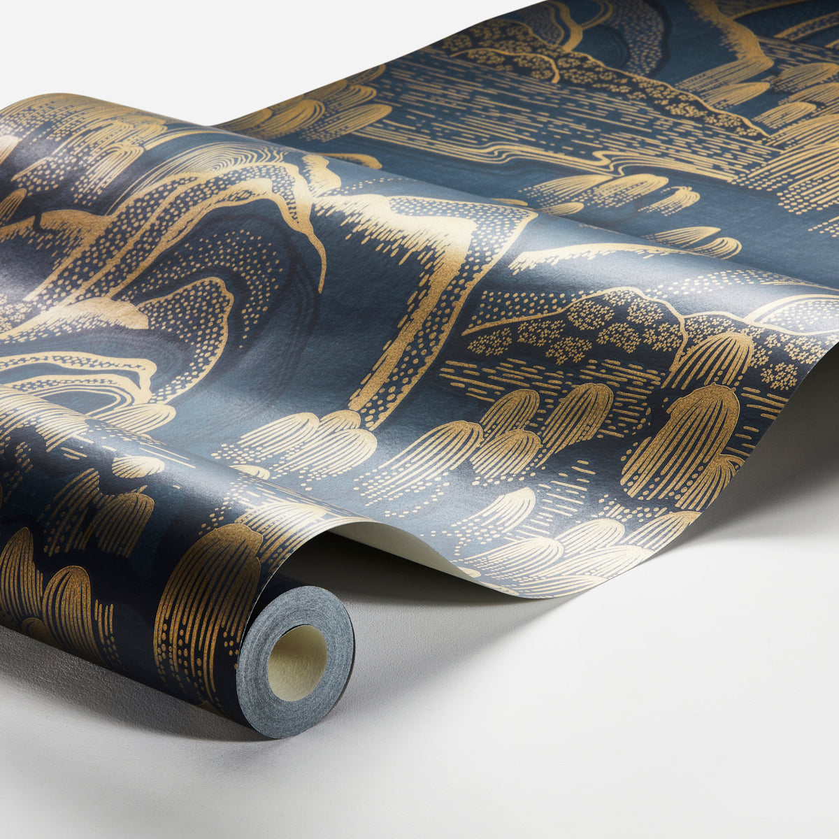 Schumacher Indigo Garden Indigo And Gold Wallpaper Sample 3132