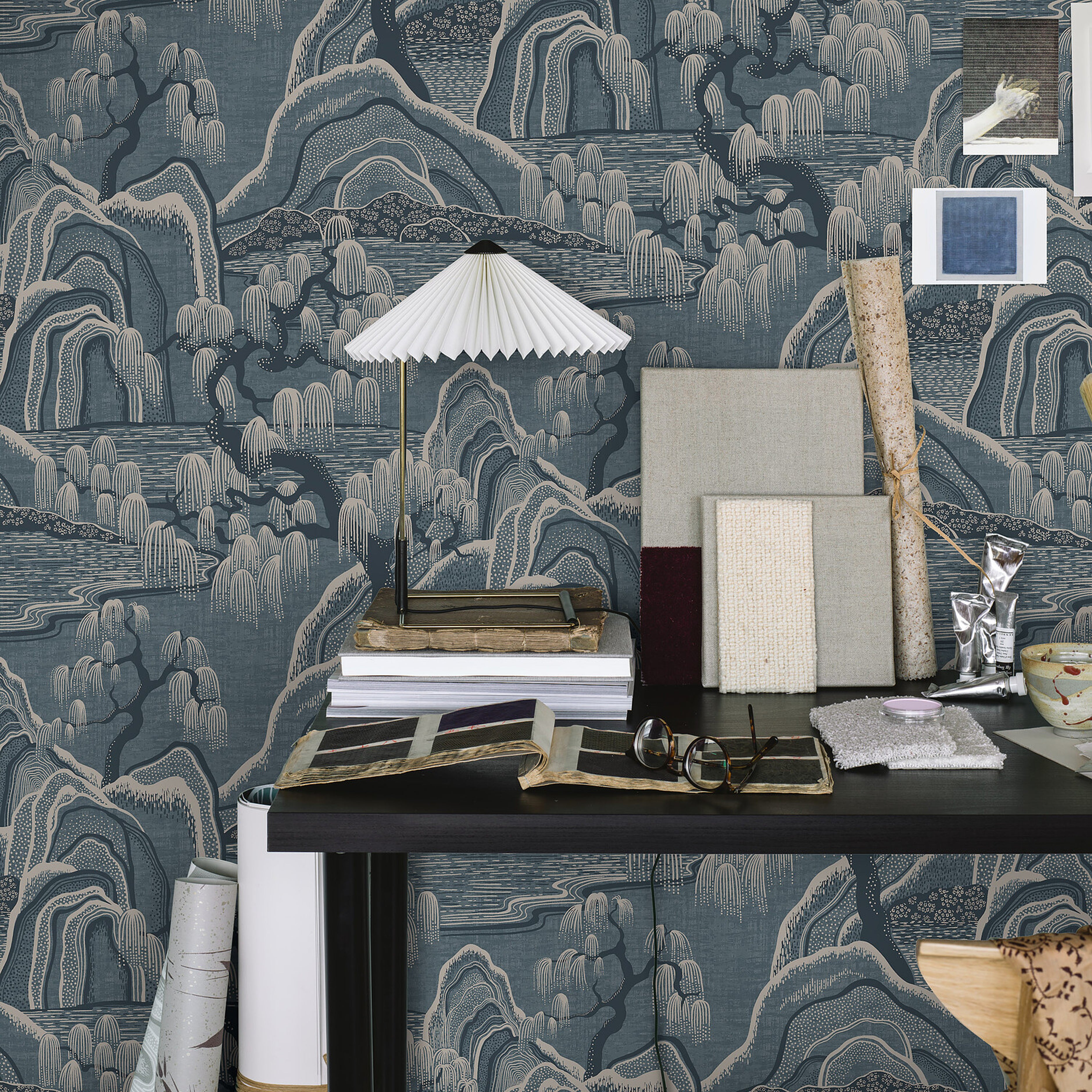Schumacher Indigo Garden Blue Wallpaper Sample 3133