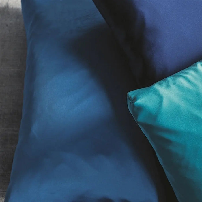 Designers Guild Tanara Damson Fabric FT1978-27