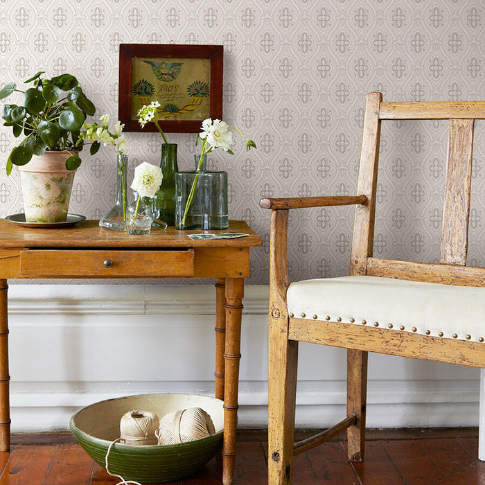 Schumacher Pigkammaren Grey Wallpaper Sample 4526