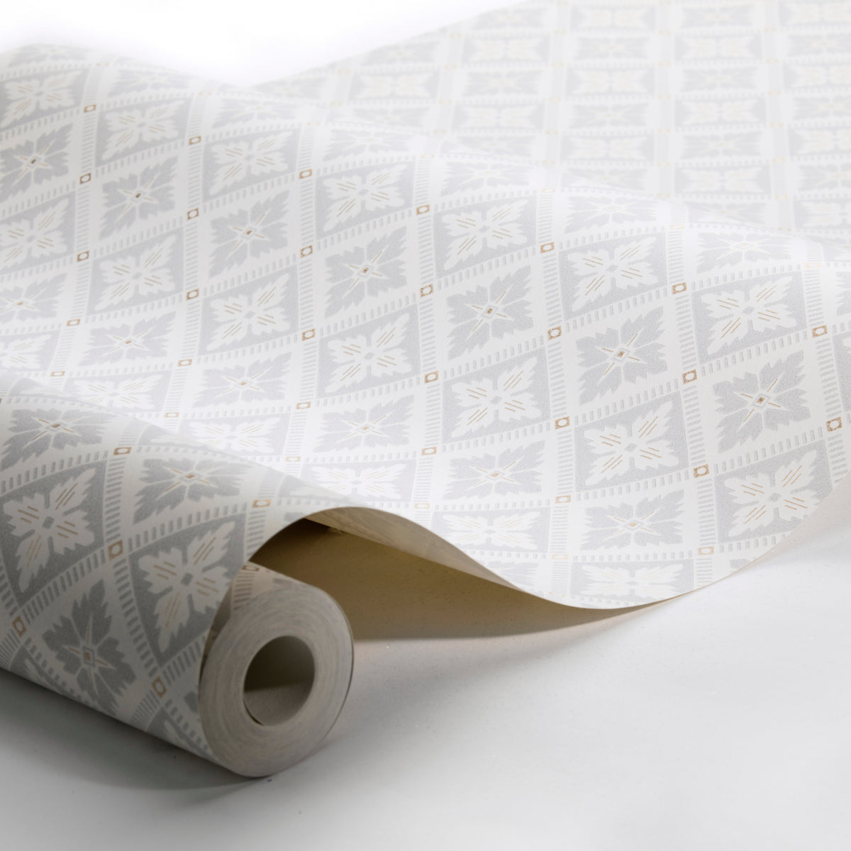 Schumacher Loka Grey And Gold Wallpaper Sample 4528
