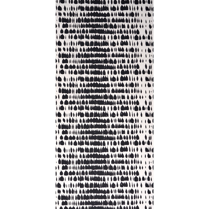 Schumacher Queen Of Spain Black Wallpaper 5005881