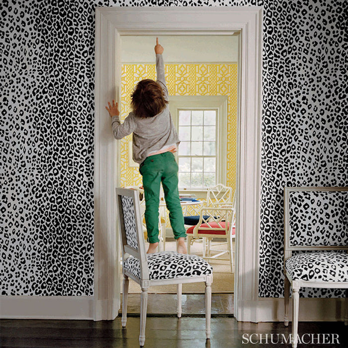 Schumacher Iconic Leopard Graphite Wallpaper Sample 5007012