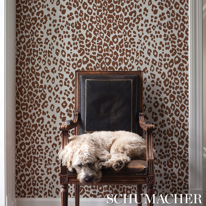 Schumacher Iconic Leopard Brown Wallpaper Sample 5007018
