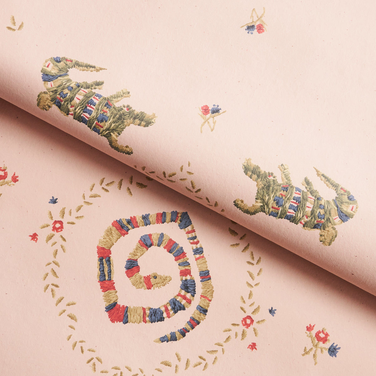 Schumacher Reptilia Muted Pink Wallpaper Sample 5014192