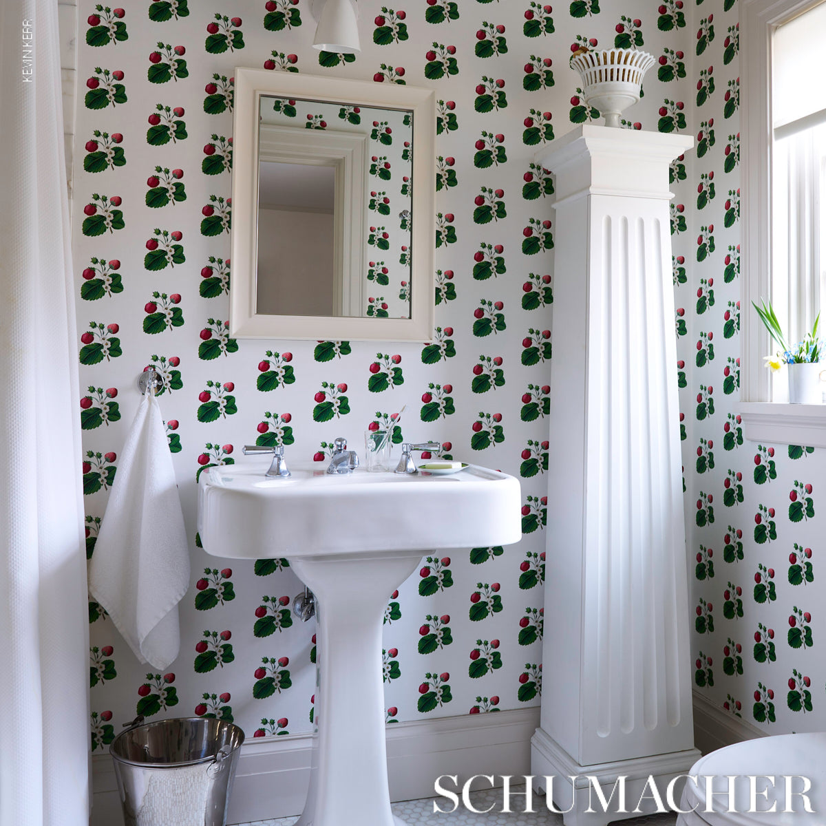Schumacher Strawberry Hill White Wallpaper Sample 5014320