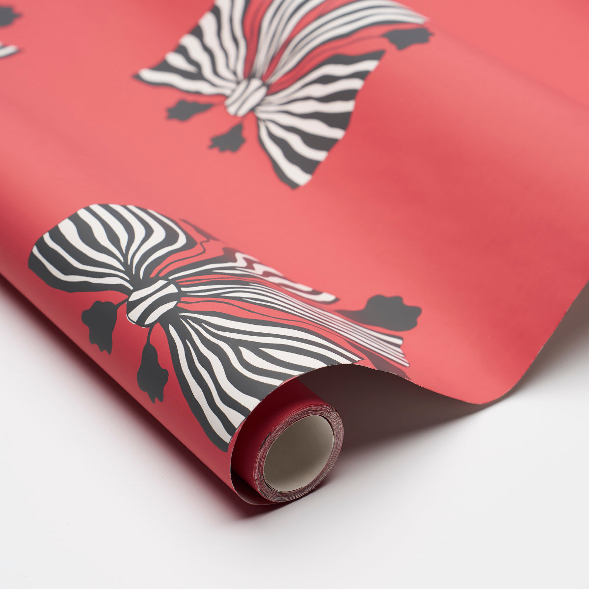 Schumacher Bow-Wow-Wow Red Wallpaper Sample 5015471