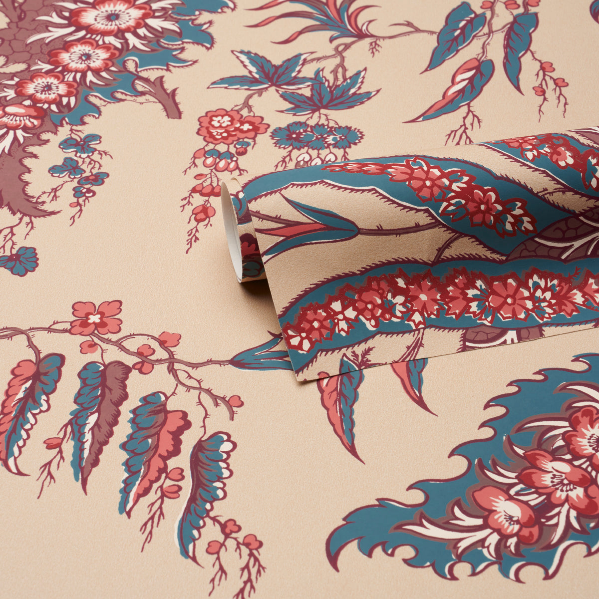 Schumacher Apolline Botanical Rouge & Bleu Wallpaper 5015500