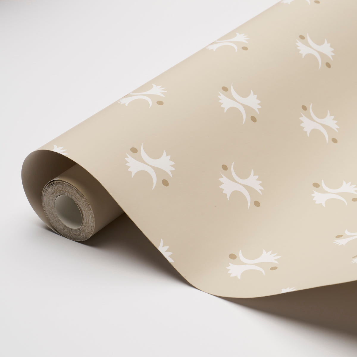 Schumacher Lavigne Natural Wallpaper Sample 5015731