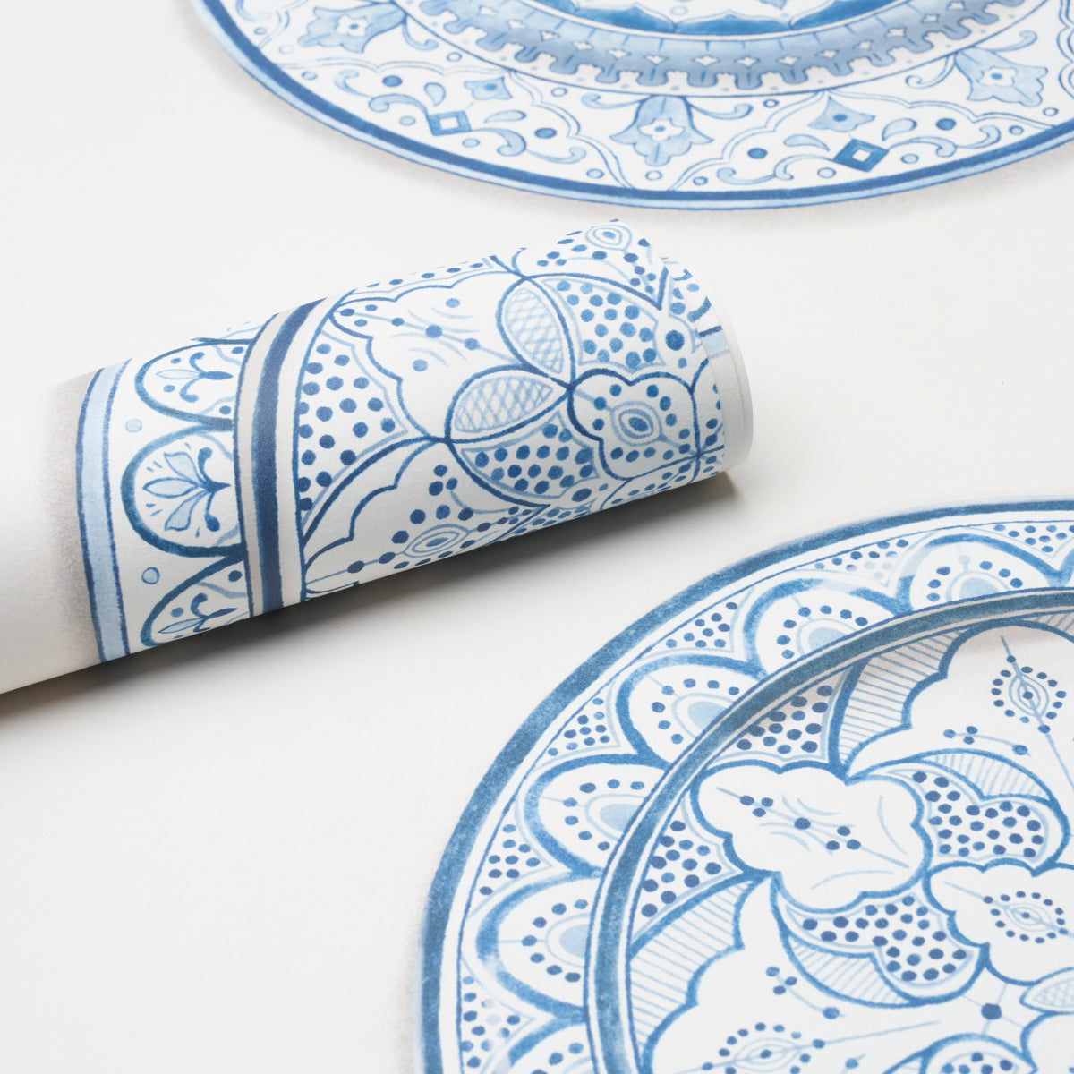 Schumacher Montecito Porcelain Indigo Wallpaper Sample 5015840