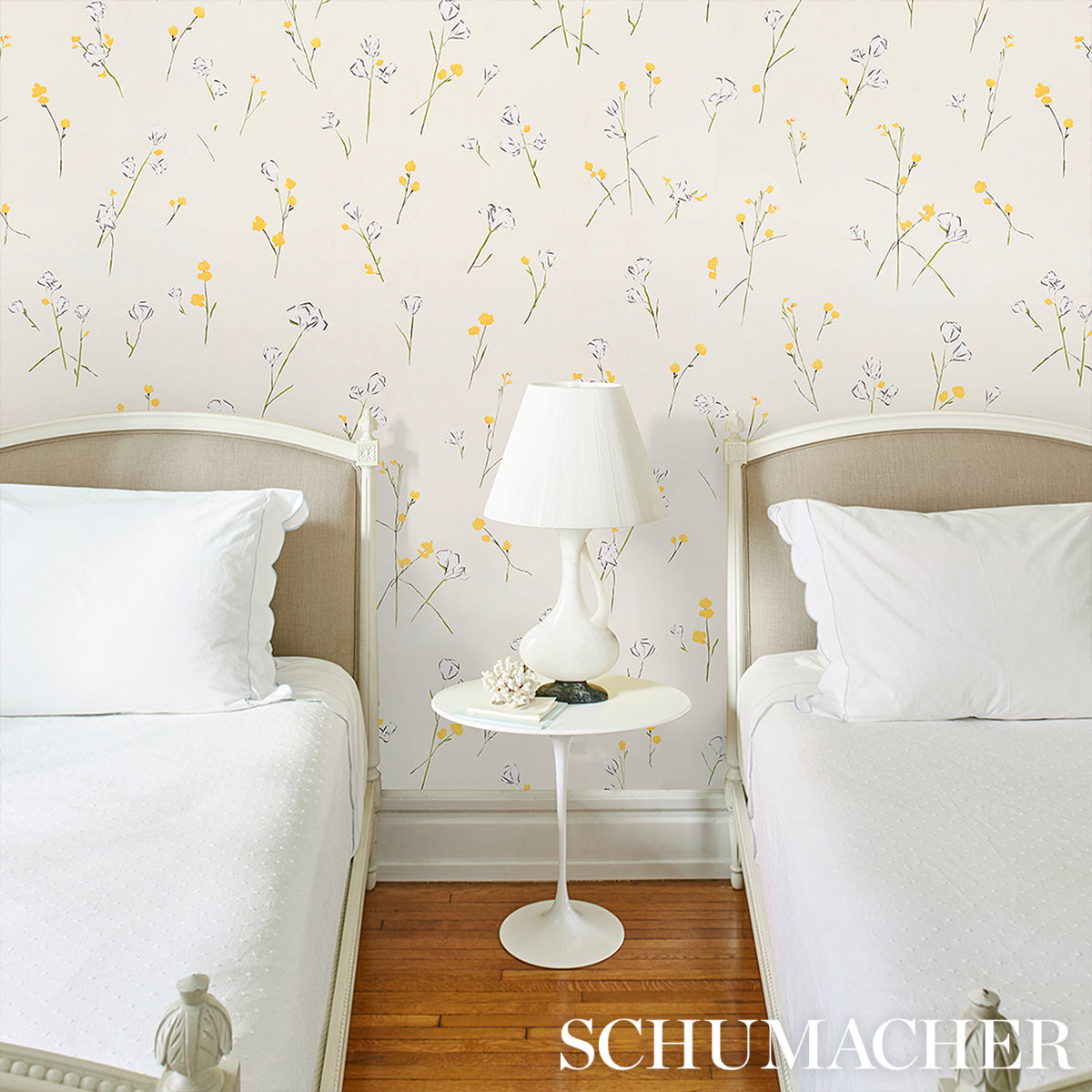 Schumacher Alex's Floral Daffodil Wallpaper 5016400