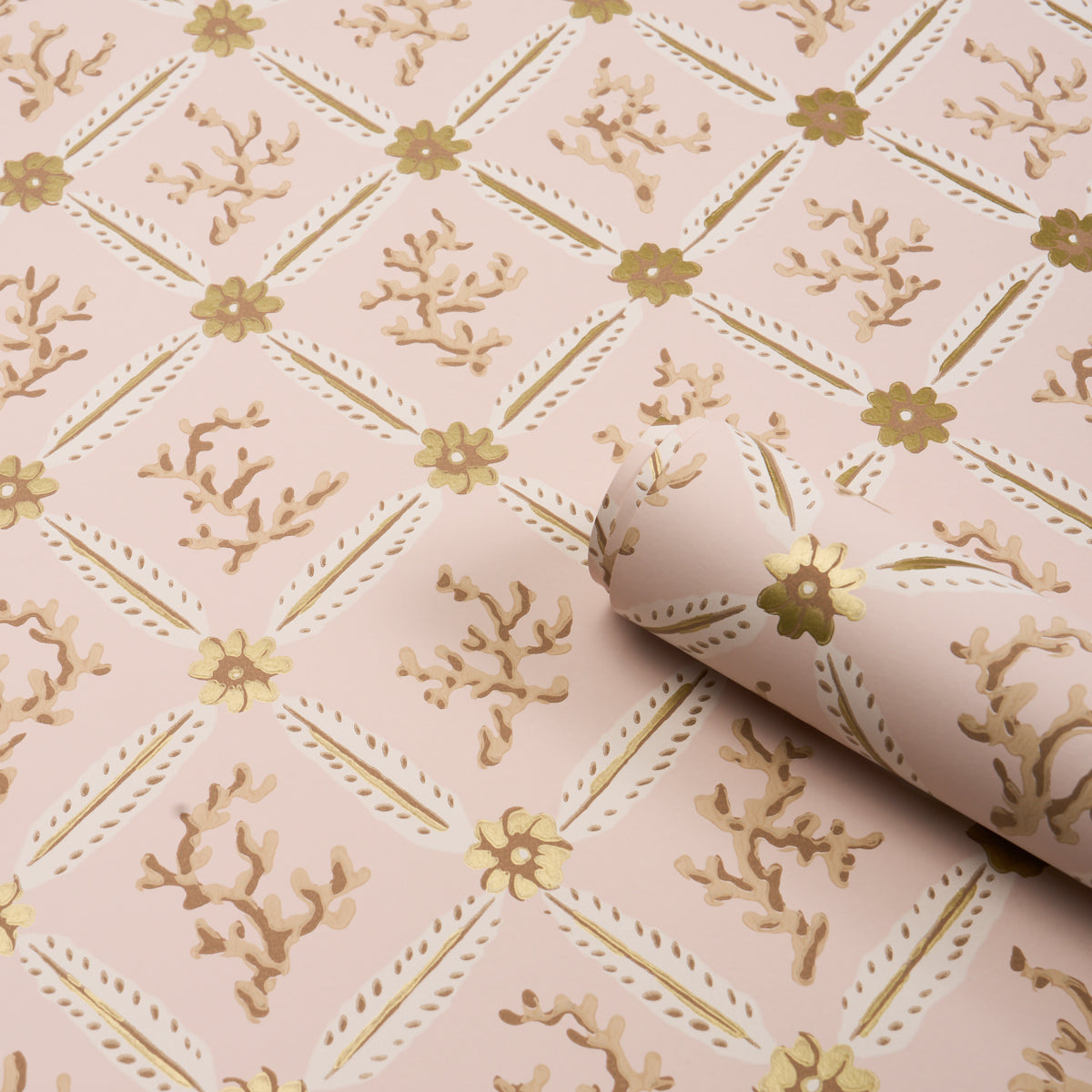 Schumacher Corail Leaf Trellis Blush Wallpaper Sample 5016642