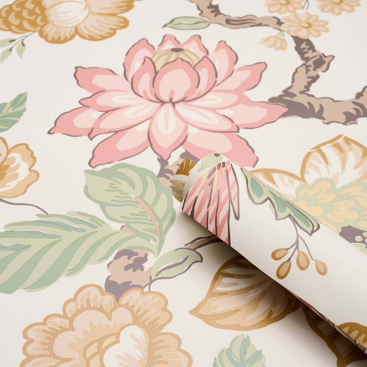 Schumacher Huntington Gardens PeTale Wallpaper Sample 5016661