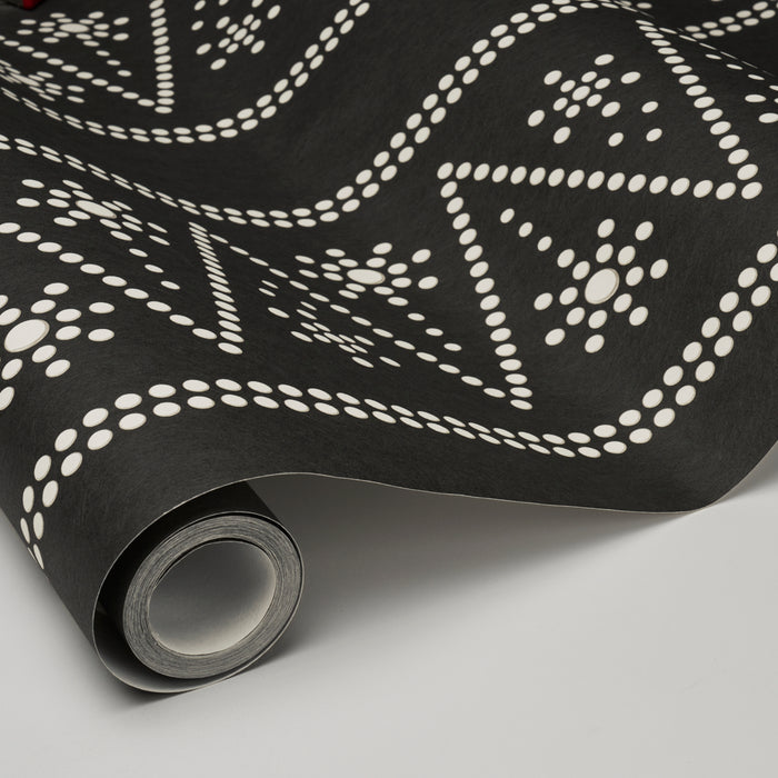 Schumacher X Backdrop The Pearlies Black Wallpaper Sample 5018373