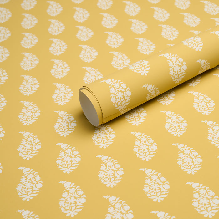Schumacher Kaia Paisley Yellow Wallpaper Sample 5018492