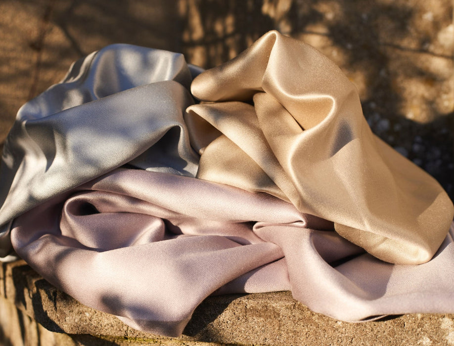 Fox Linton Silk Wool Tea Fabric FL010009034