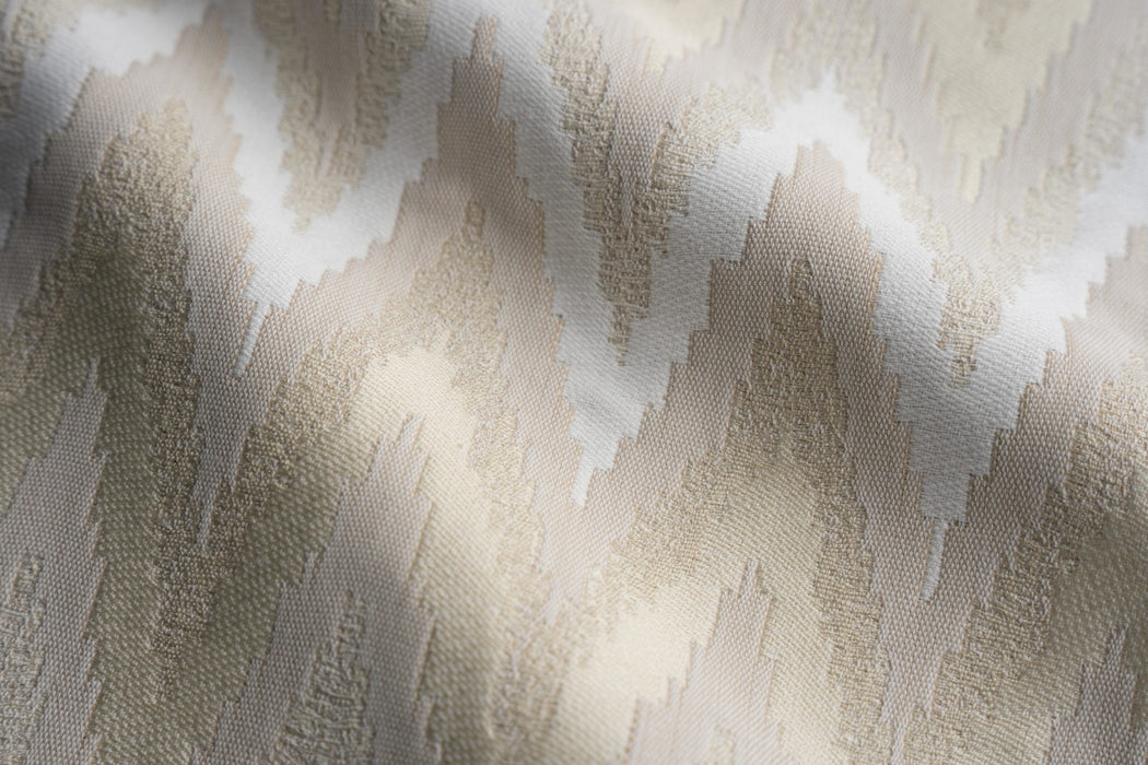 Perennials Feel The Heat White Hot Fabric 724-728