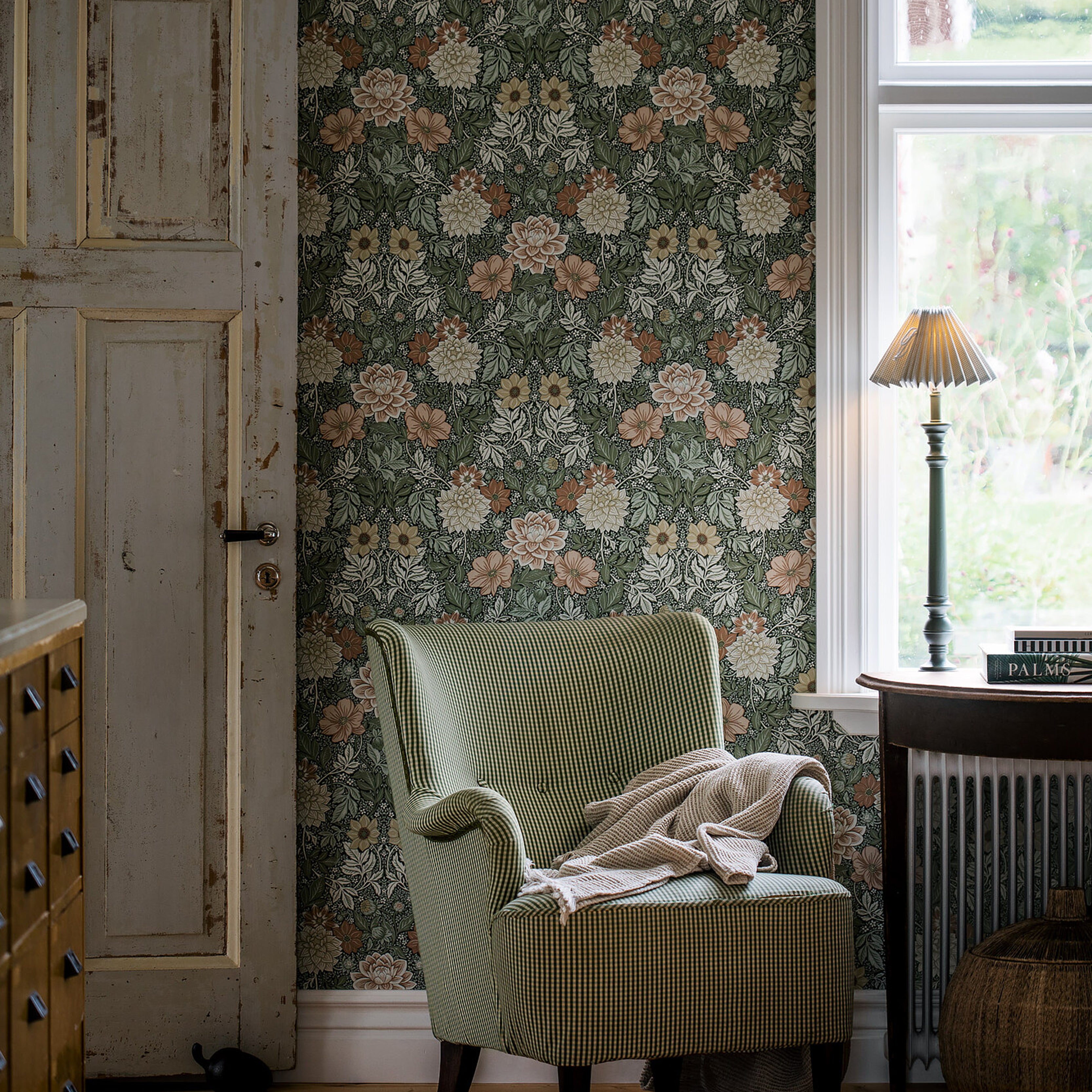 Schumacher Dahlia Garden Green Wallpaper Sample 7666