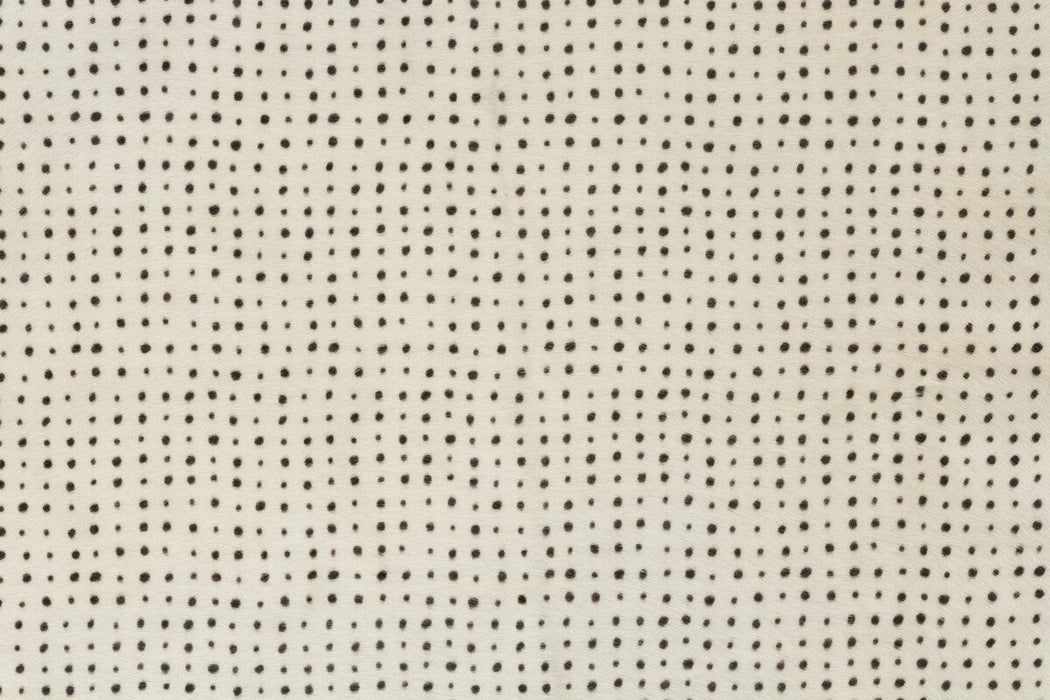 Lee Jofa Modern Dame Ivory/Ebony Fabric GWL-3401.18.0